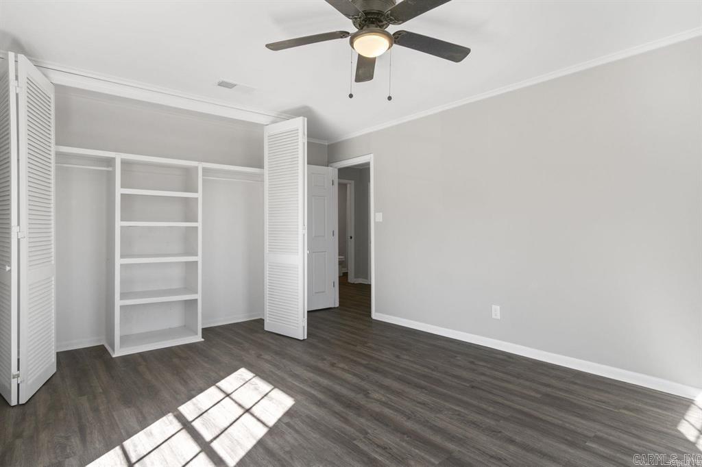 Beautiful Lakeview - Residential Lease