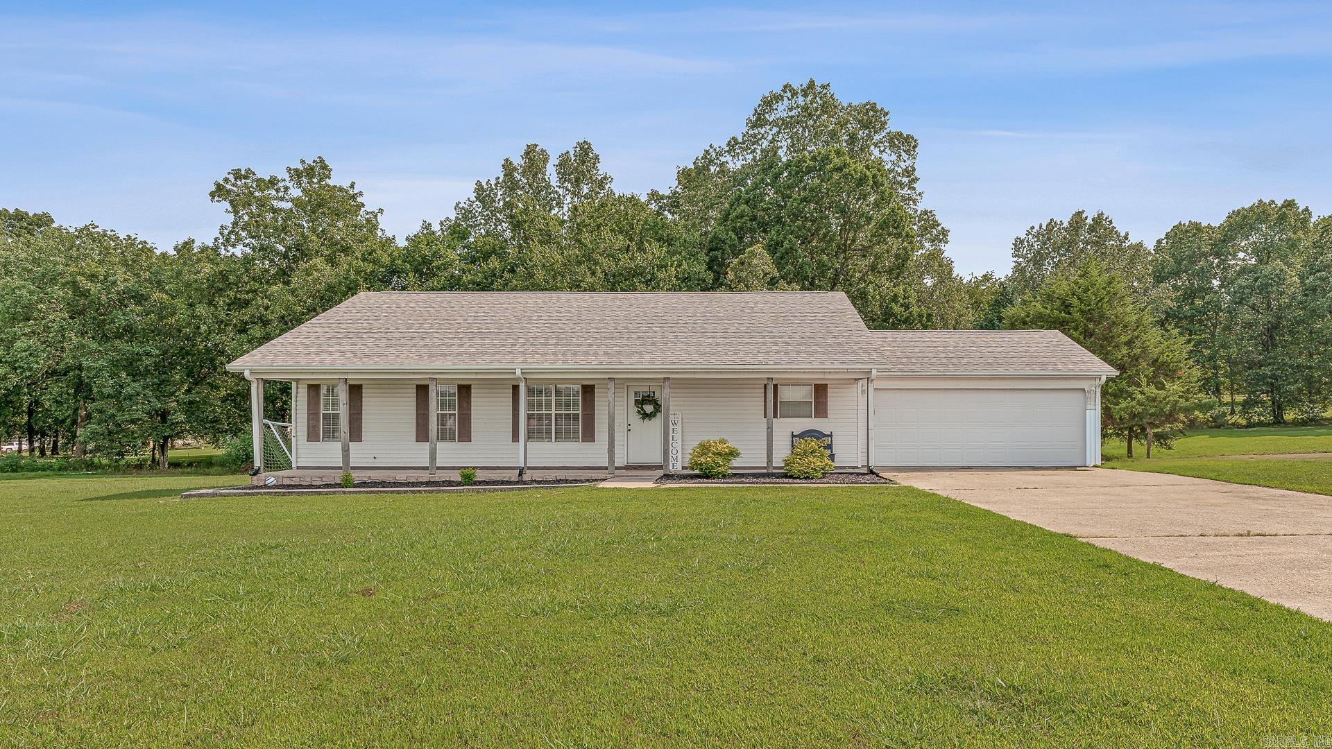 LOST CREEK ESTATES - Residential