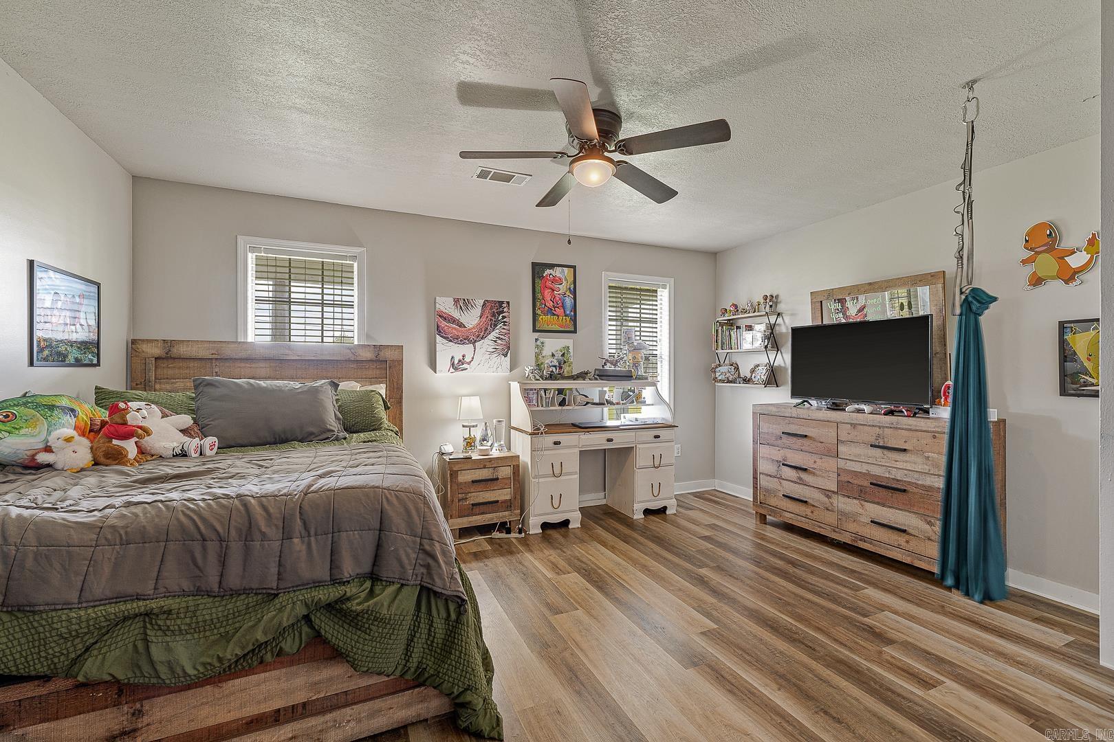 LOST CREEK ESTATES - Residential