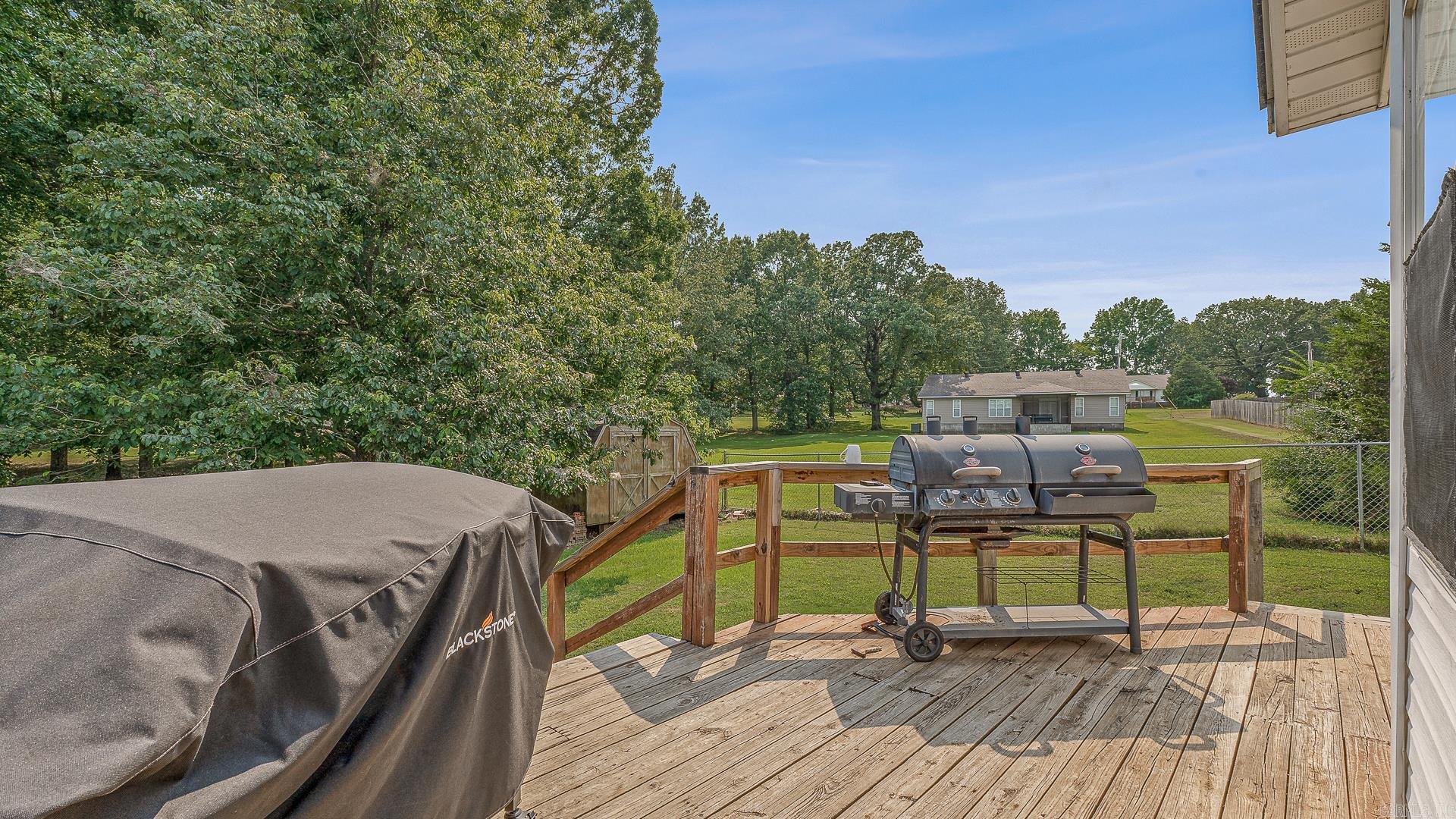 LOST CREEK ESTATES - Residential