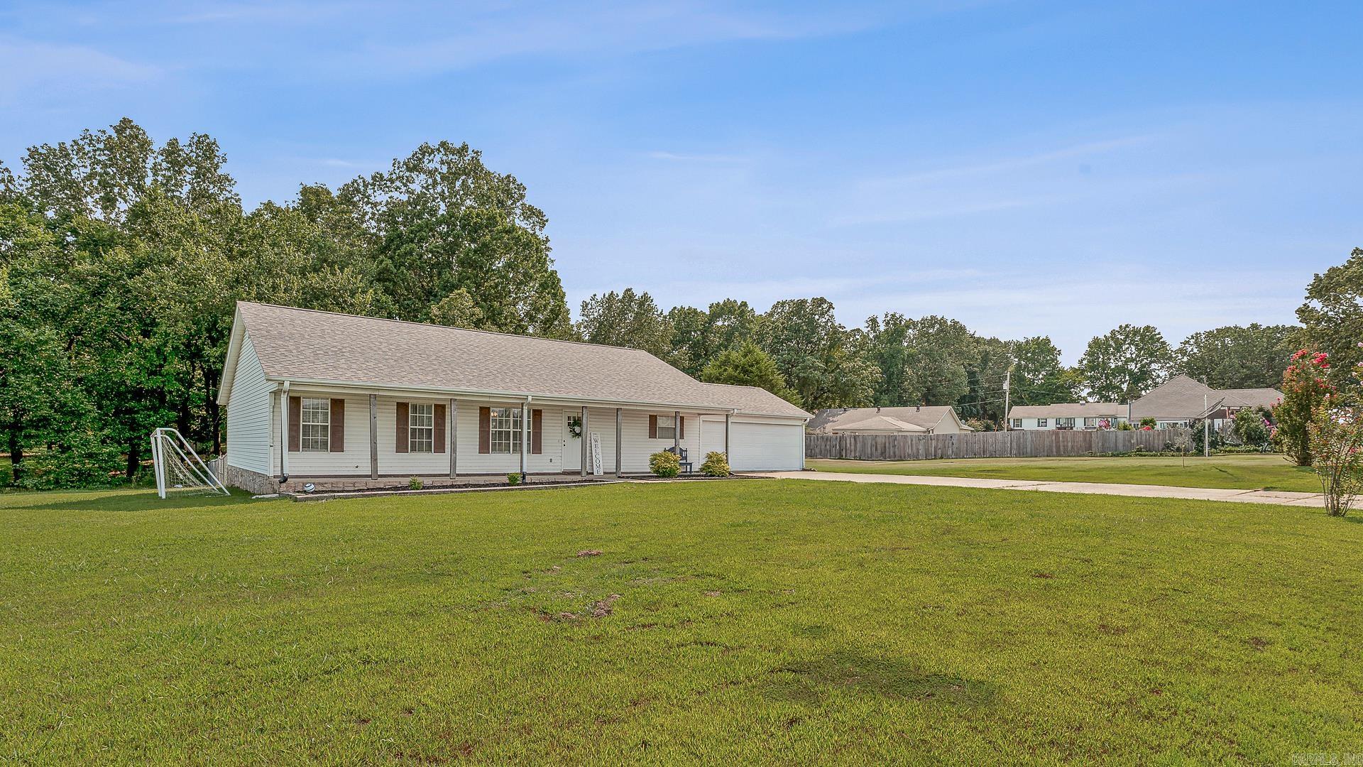 LOST CREEK ESTATES - Residential