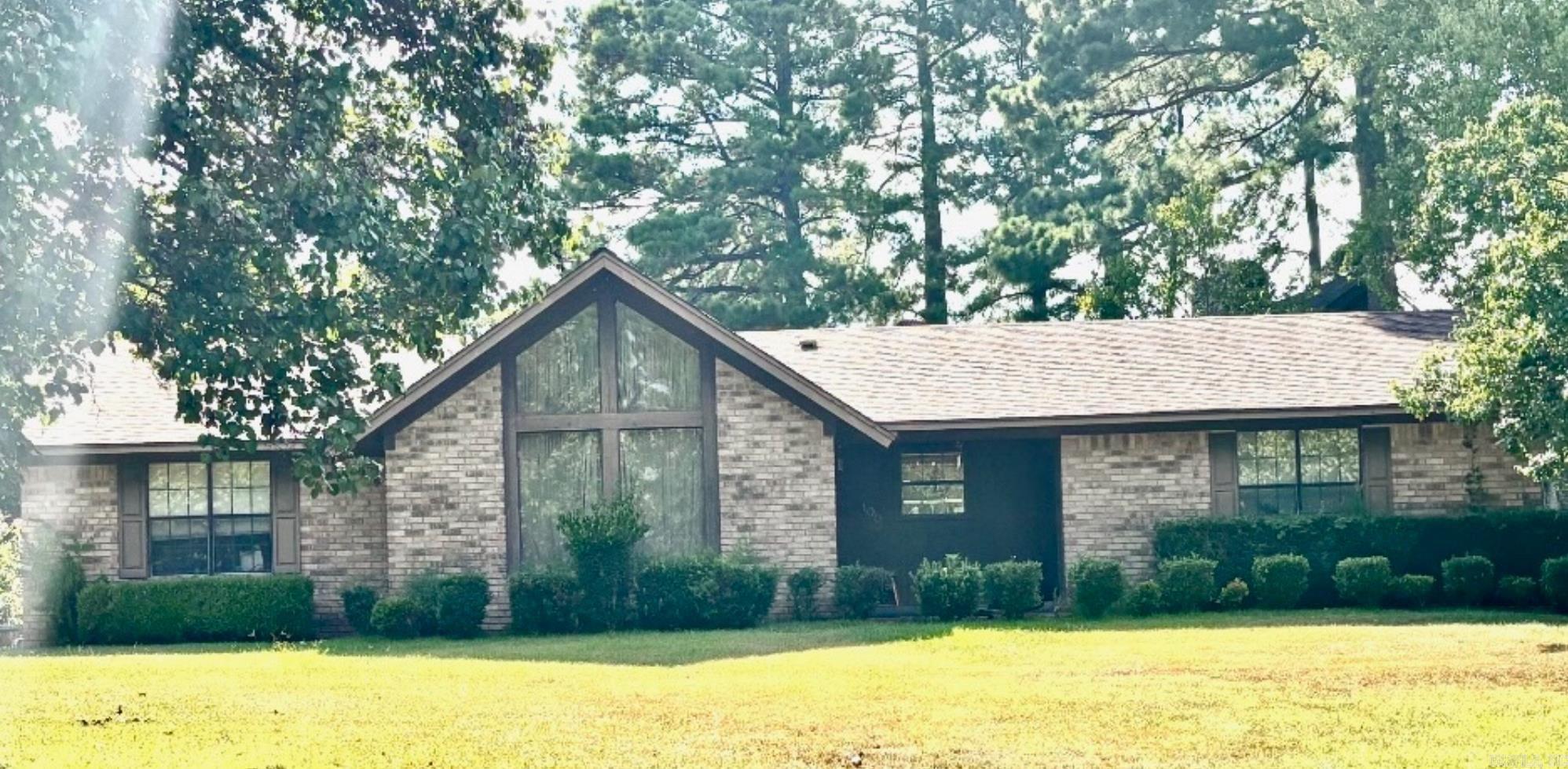Nice 5 Br, 2 bath home in a great neighborhood, close to everything. You need room, this house is for you with its 5 bedrooms. Fenced in backyard