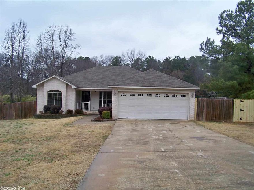 Great house on large lot. Fenced back yard, nice big deck. New floor coverings, paint and range. Move-in ready. split floor plan in nice quiet area.  Call today. Seller has directed that all offers be made using HomePath online offer system at www.homepath.com. Fannie Mae Purchase Addendum is Required with All offers. Owner Occ Cert. Required with all Owner Occ Offers.