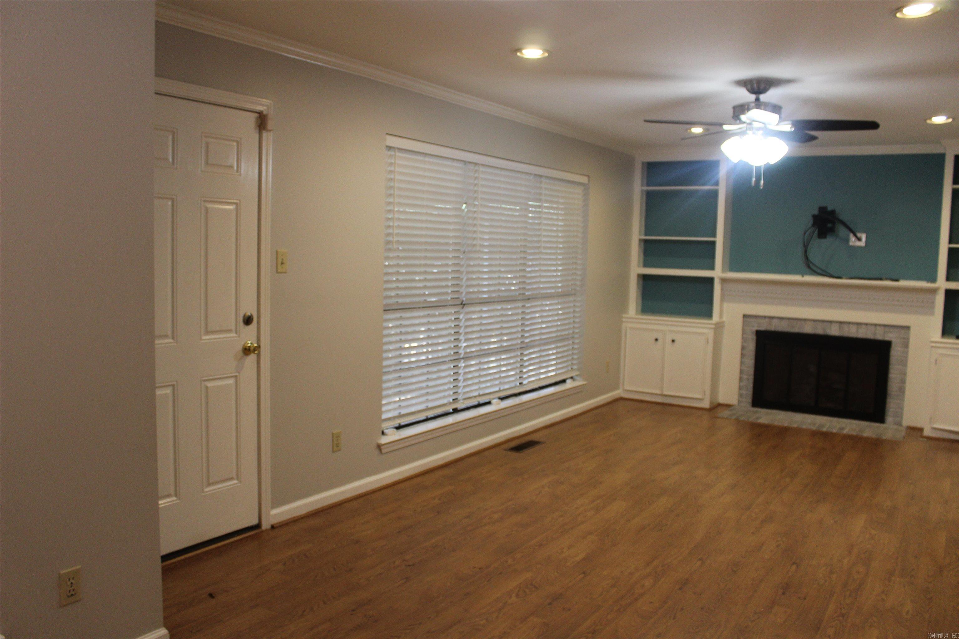 DEER PARK - Residential