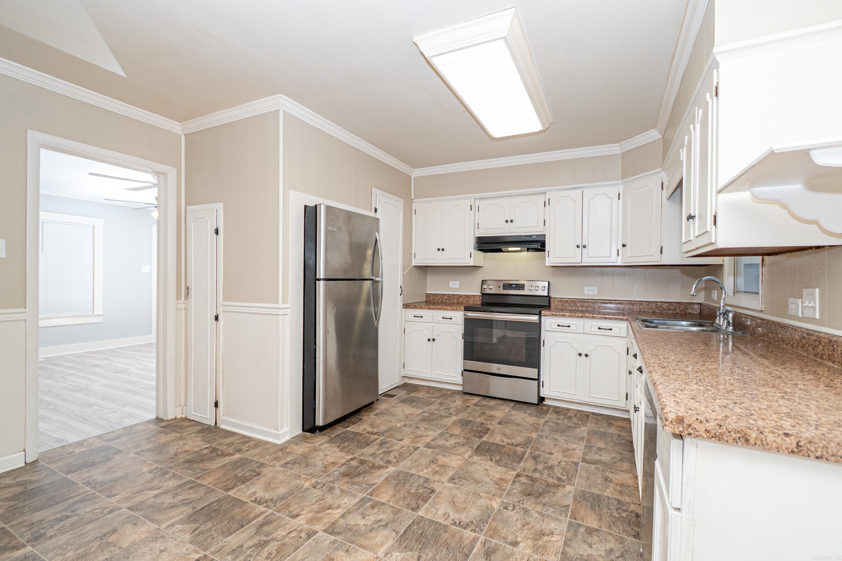 Combs 2nd - Residential