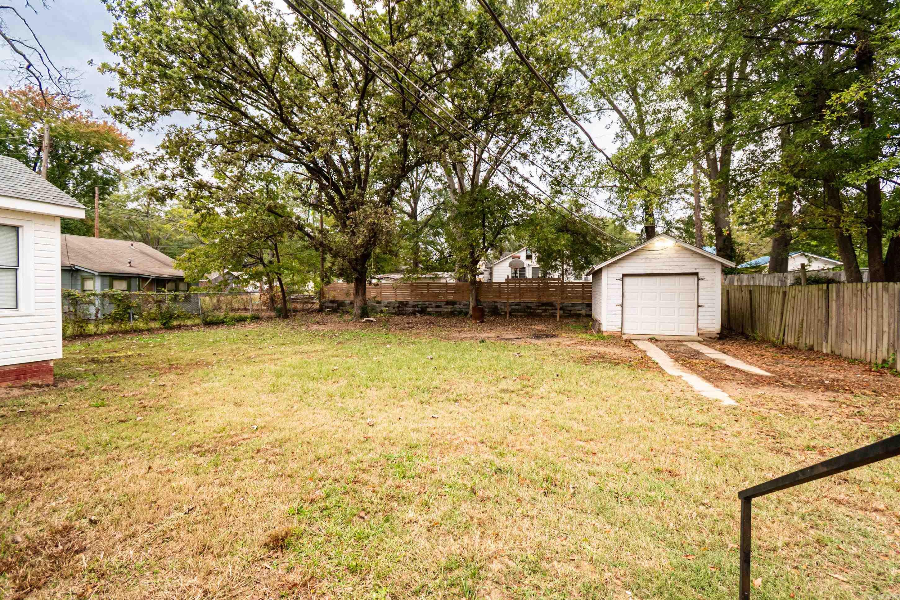 Combs 2nd - Residential