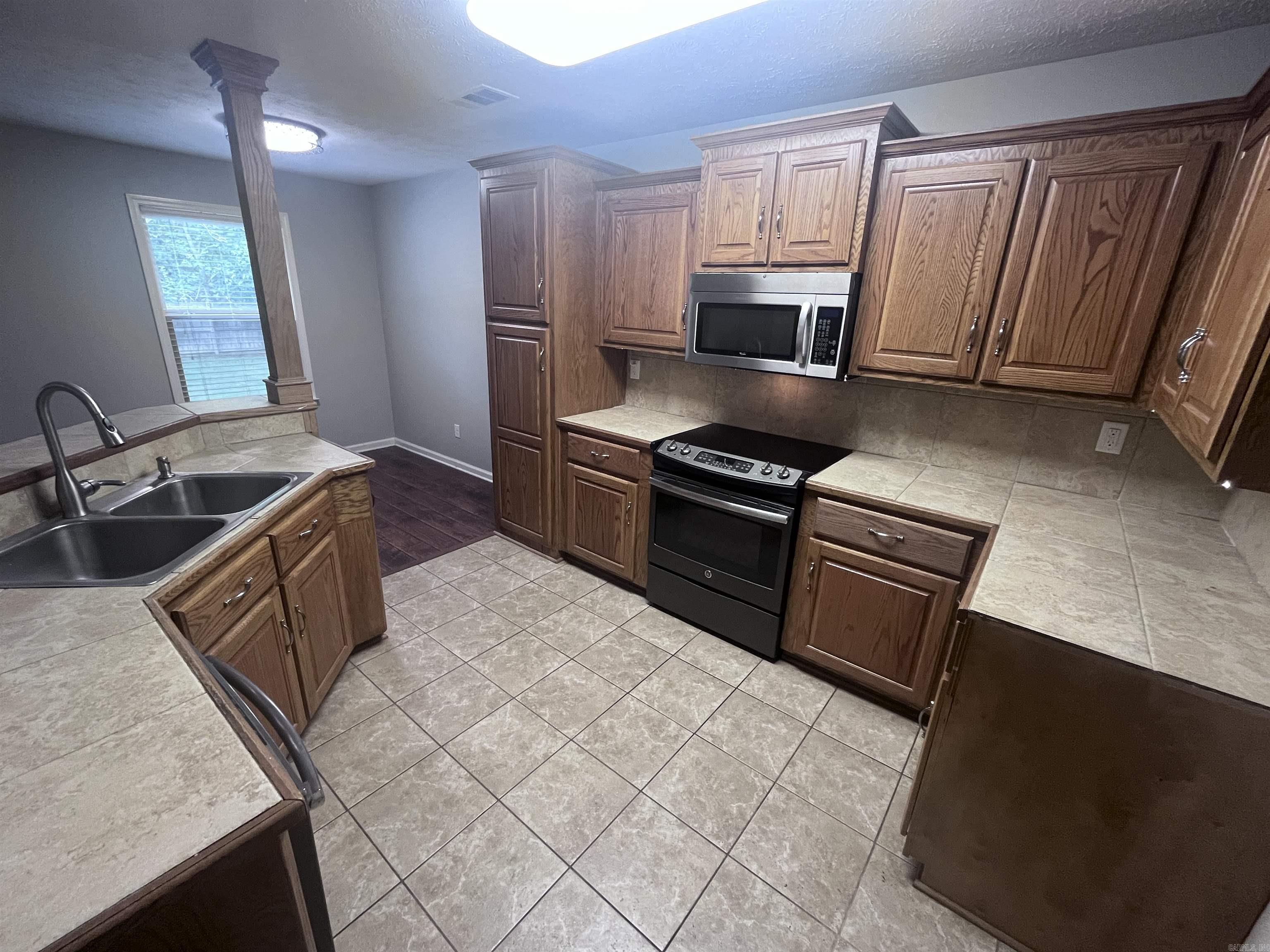 Fowler Ridge - Residential Lease