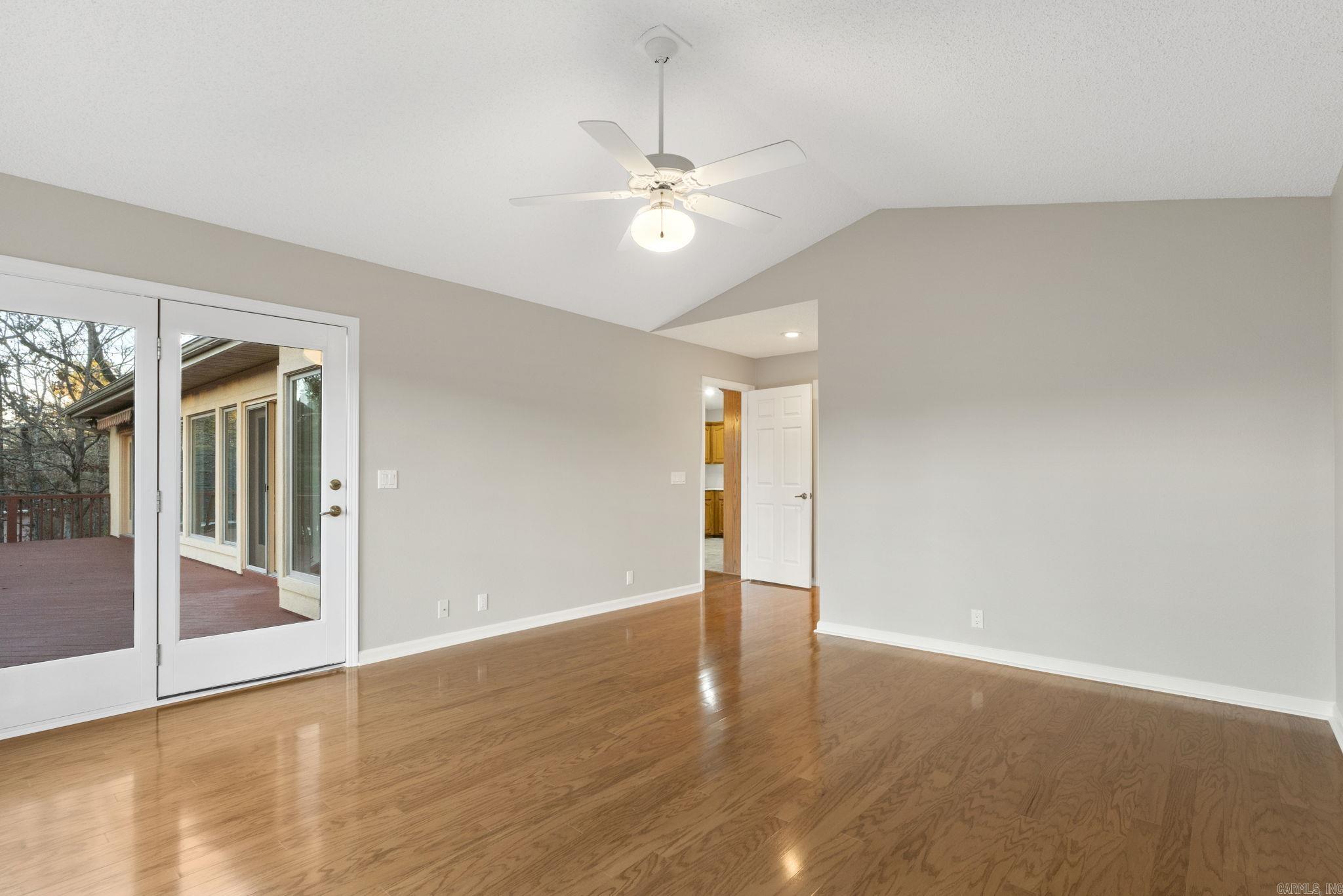 ISABELLA GOLF COURSE - Residential