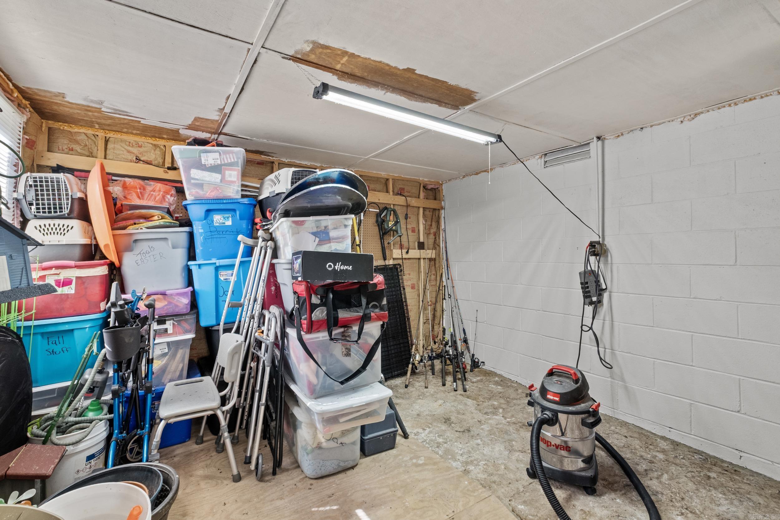 CASTLE RIDGE - Residential