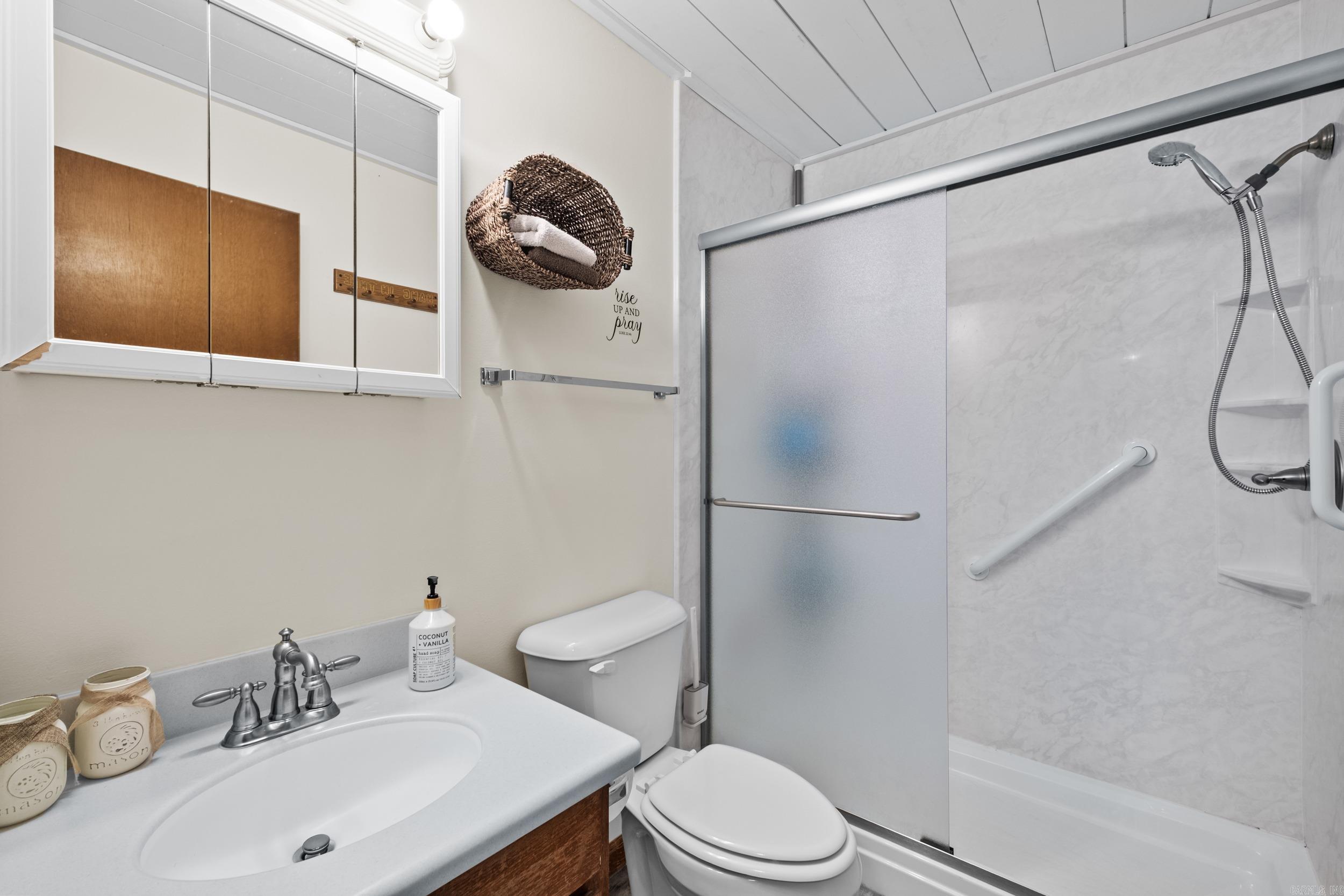 CASTLE RIDGE - Residential