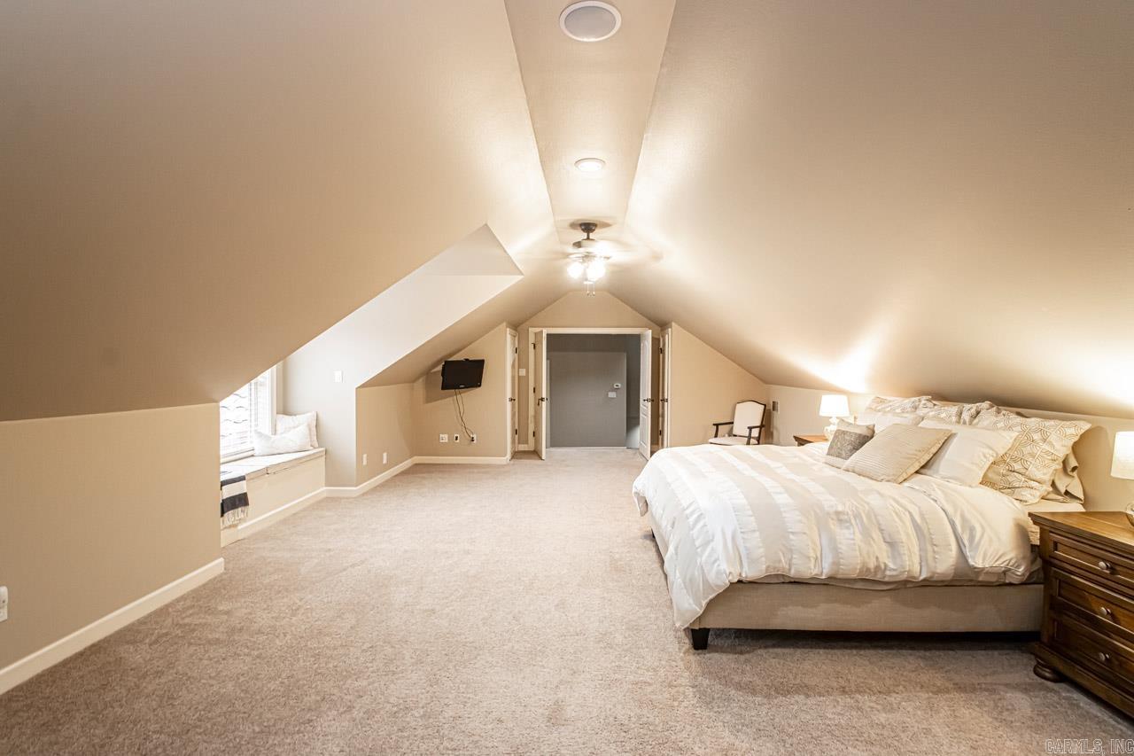 HURRICANE LAKE EST - Residential