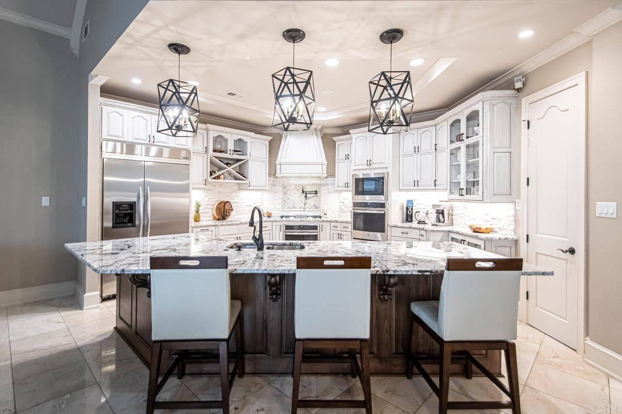 HURRICANE LAKE EST - Residential