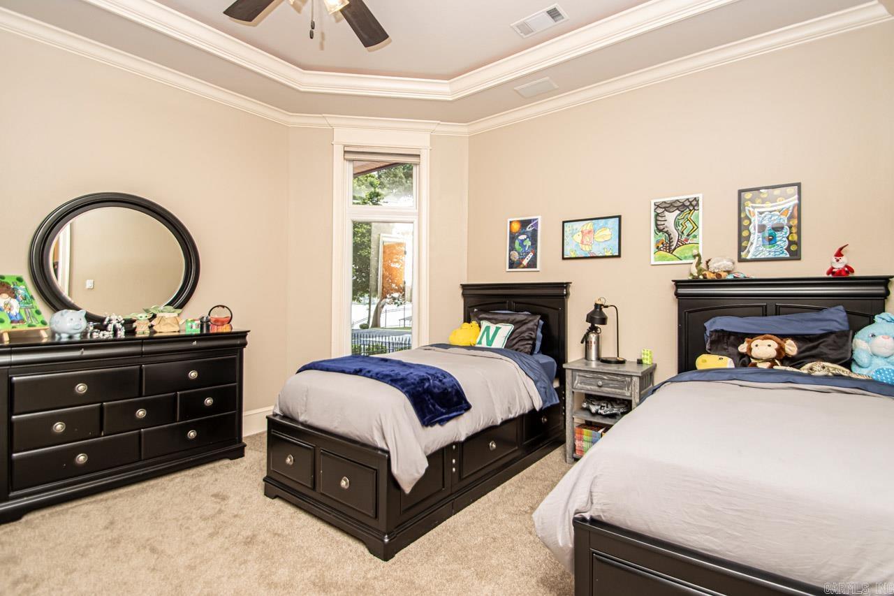 HURRICANE LAKE EST - Residential