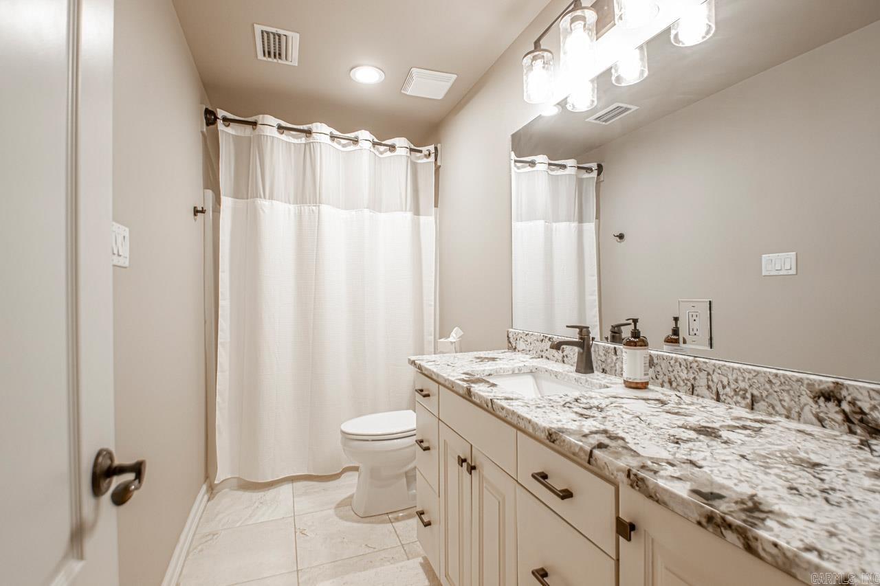 HURRICANE LAKE EST - Residential