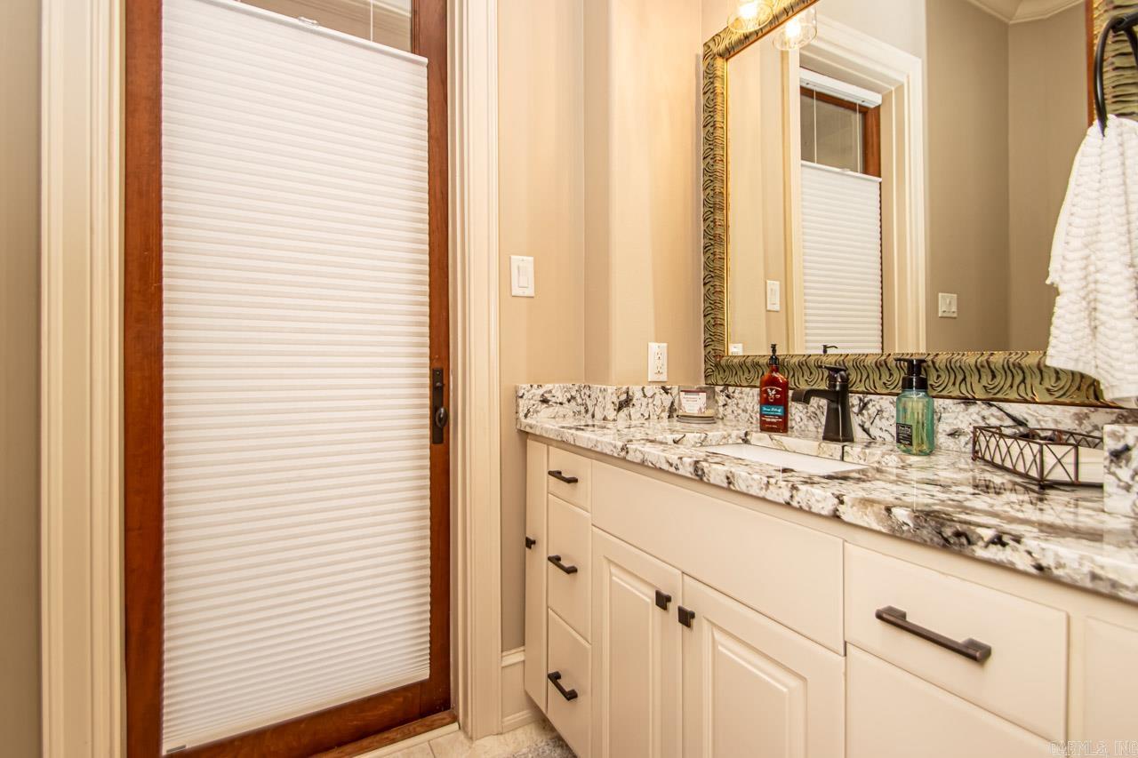 HURRICANE LAKE EST - Residential