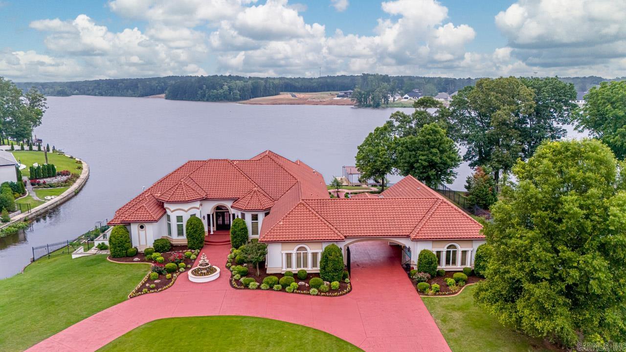 HURRICANE LAKE EST - Residential