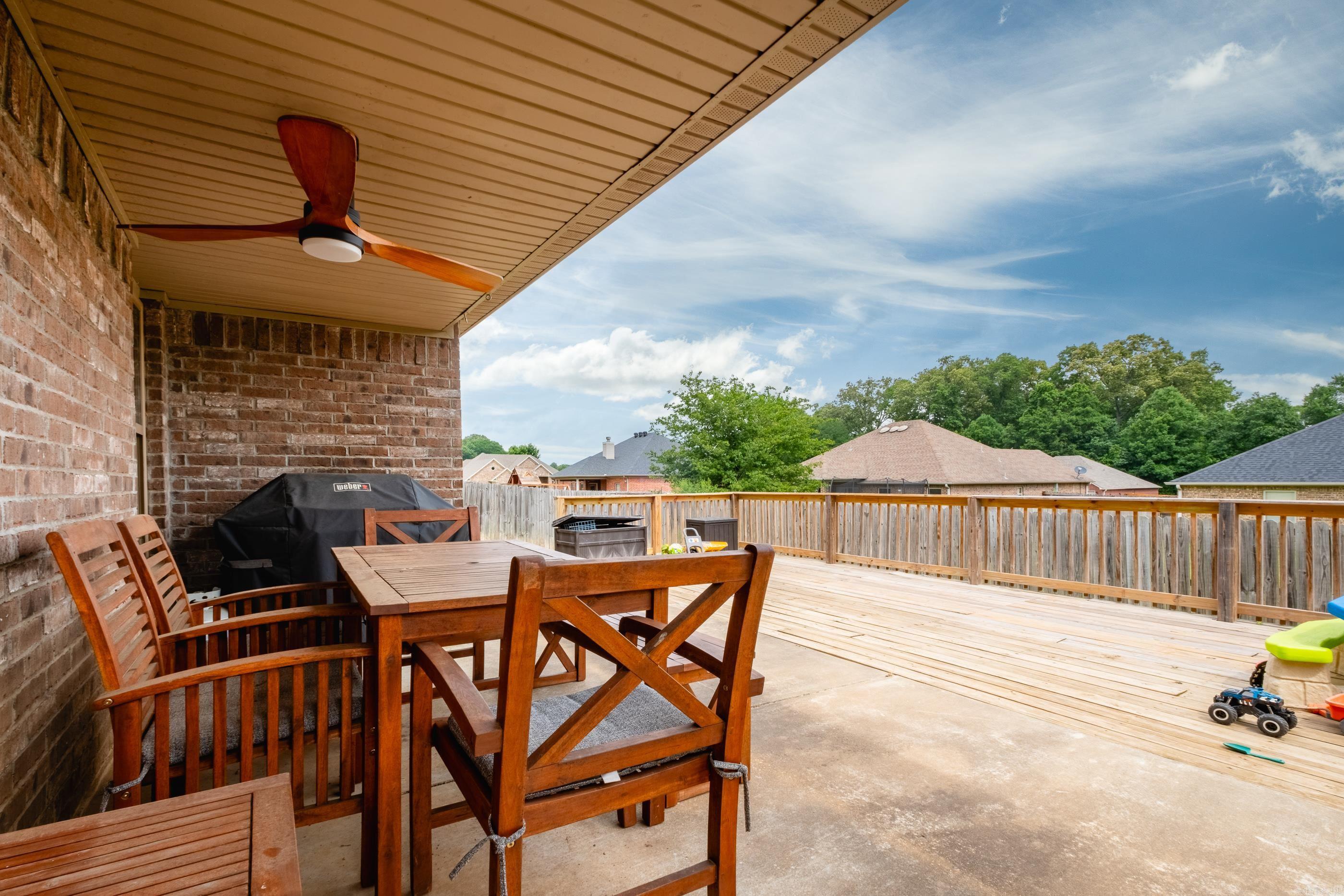SOUTHERN COMFORT ESTATES - Residential
