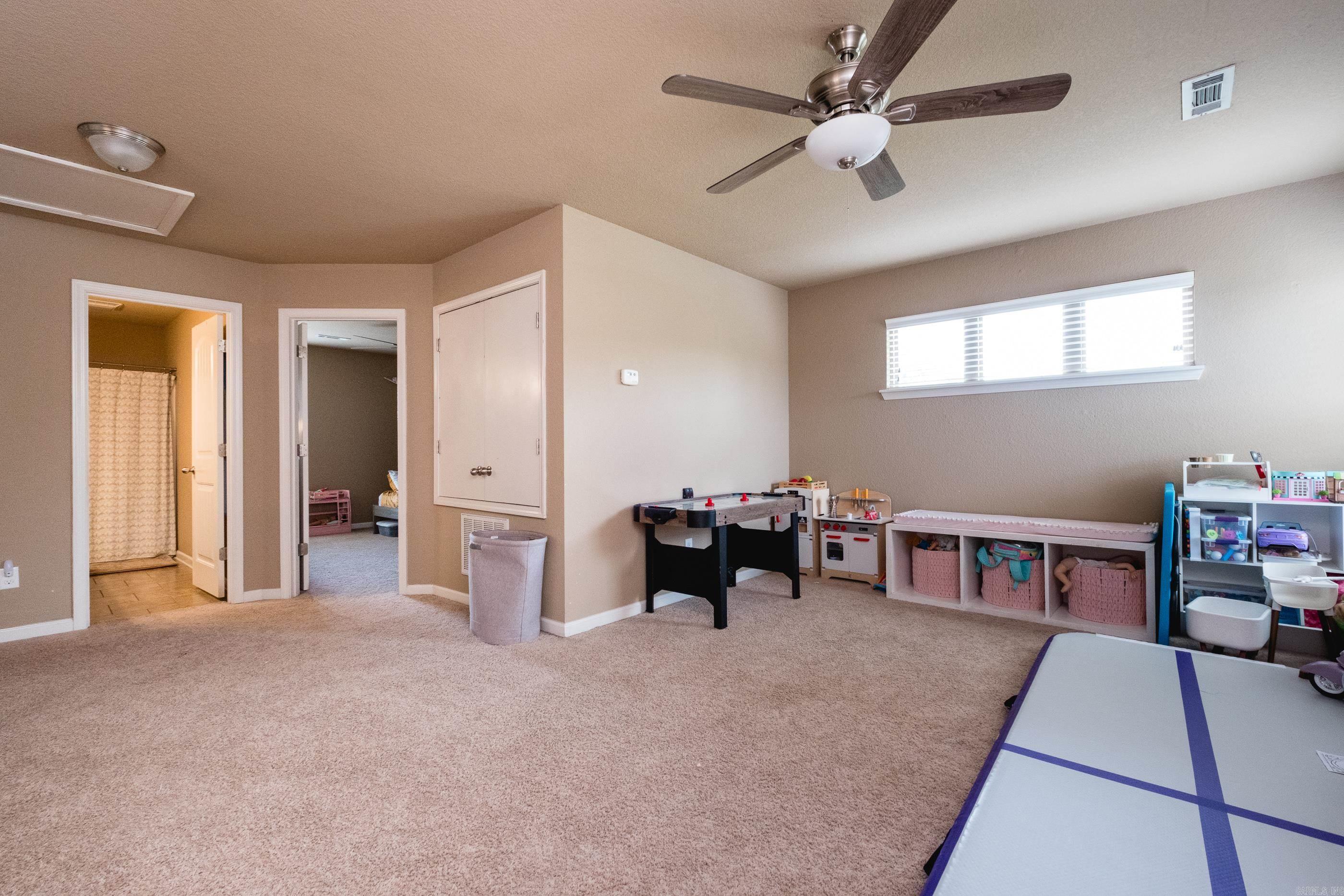 SOUTHERN COMFORT ESTATES - Residential