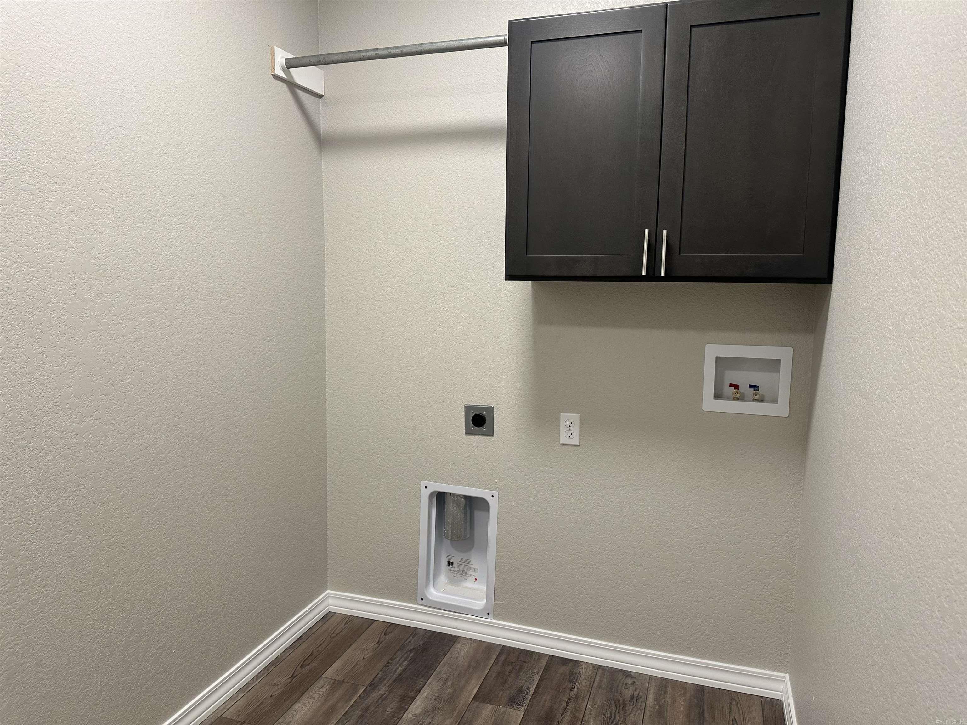 MAGNOLIA TERRACE - Residential