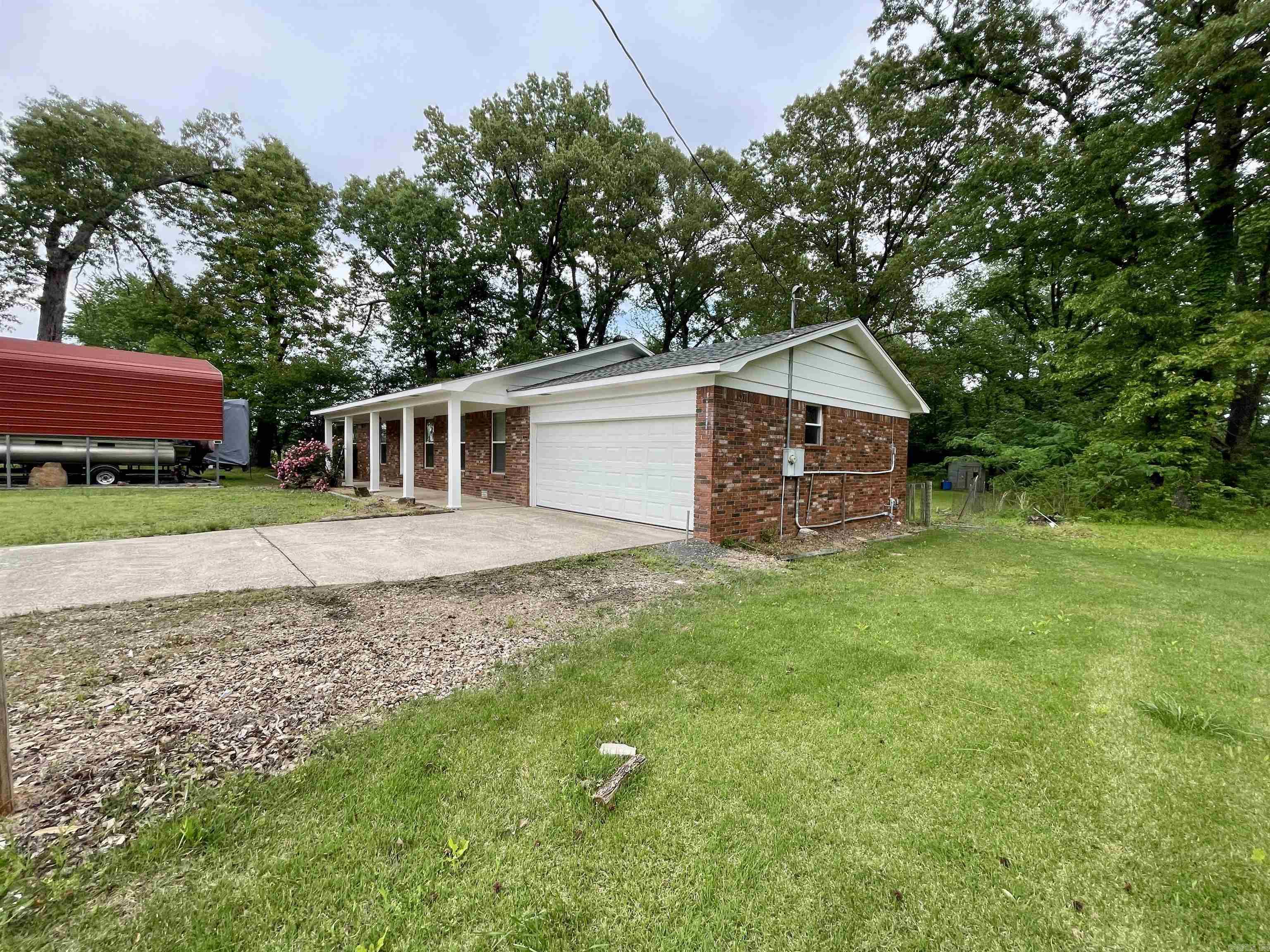 ALLINSON ESTATES - Residential