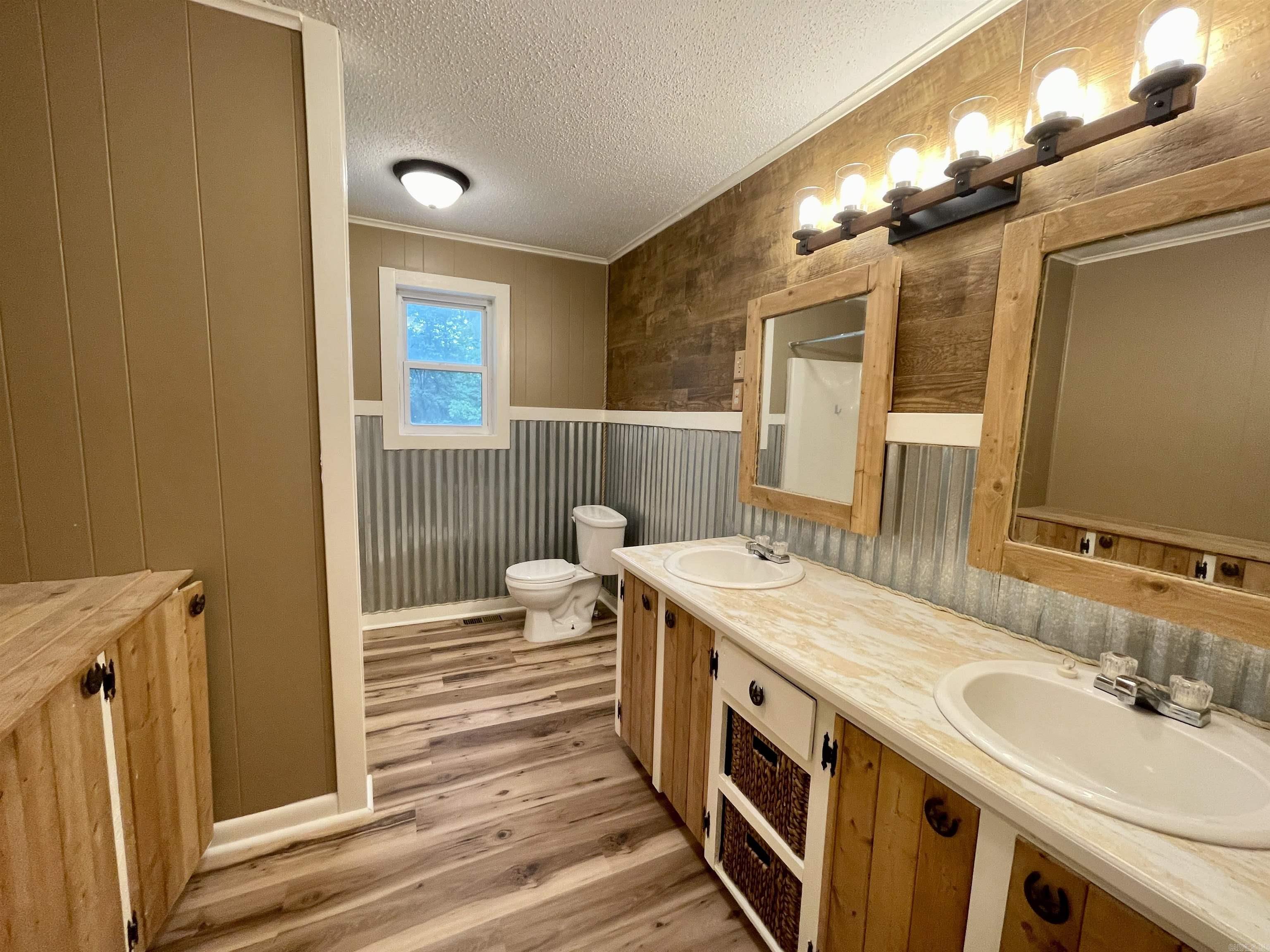 ALLINSON ESTATES - Residential