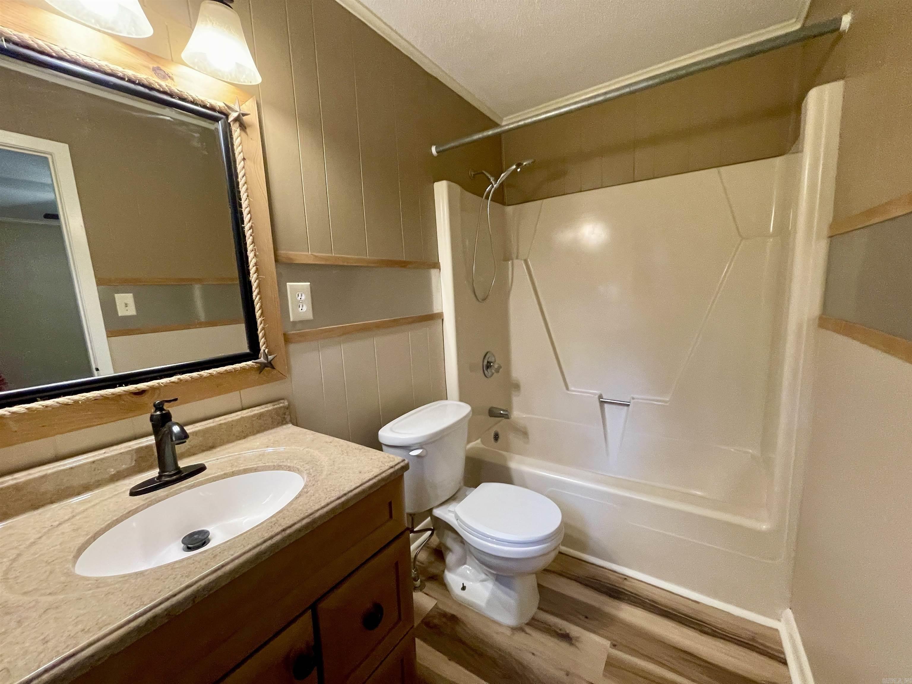 ALLINSON ESTATES - Residential