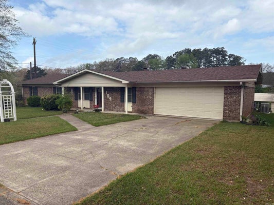 109 CIRCLE ACRES DR, MONTICELLO, AR 71655 - Image 0aeee6bb2ec584fe6051ea7d479582df/3541997771