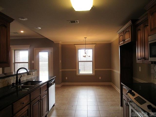 JAXON TERRACE - Residential