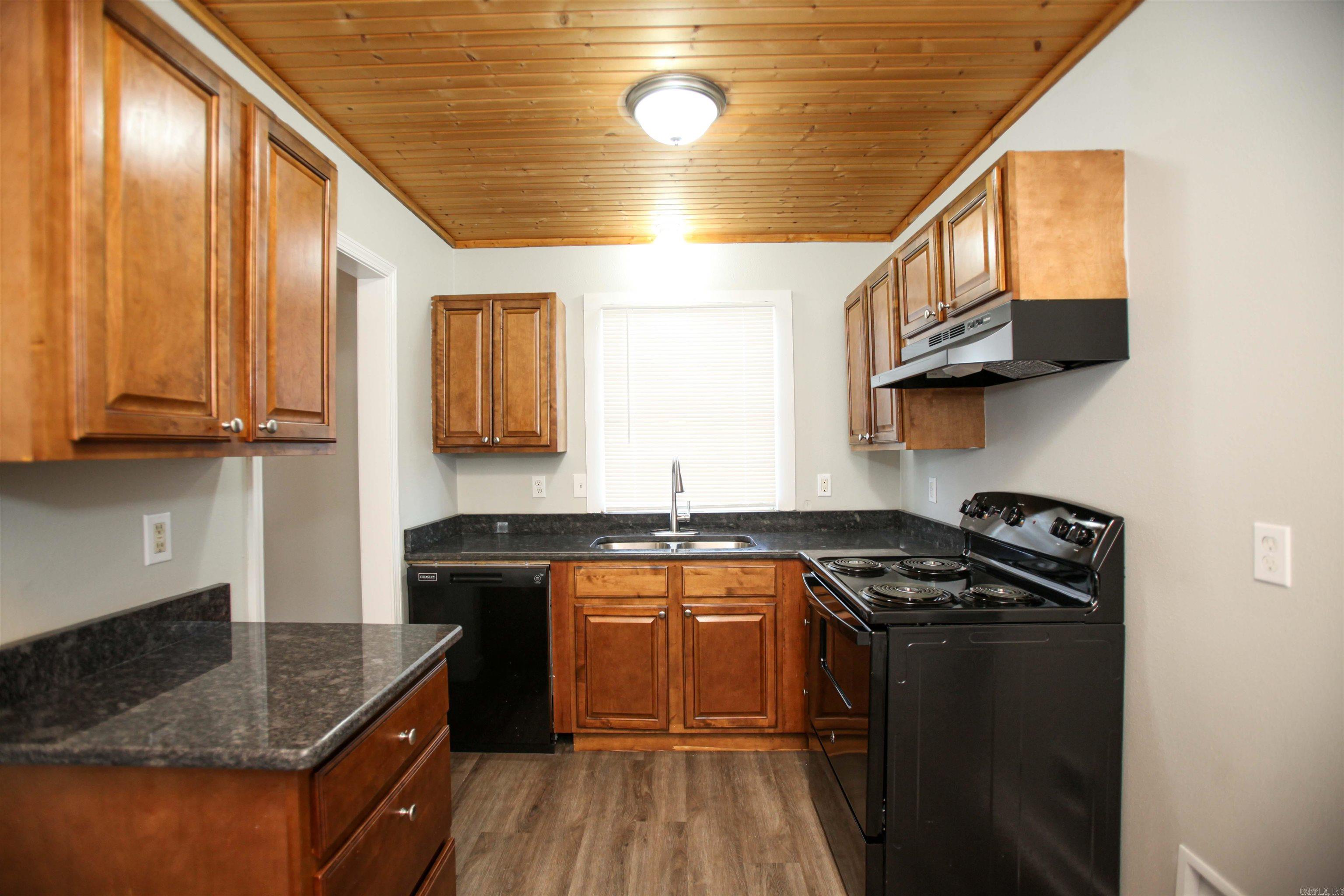 Missouri Pacific - Residential Lease