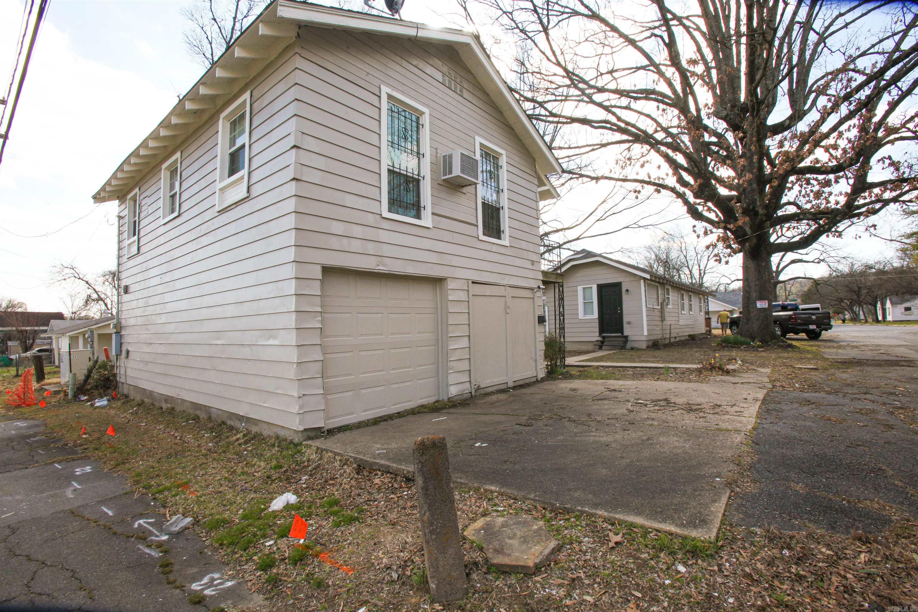 Missouri Pacific - Residential Lease