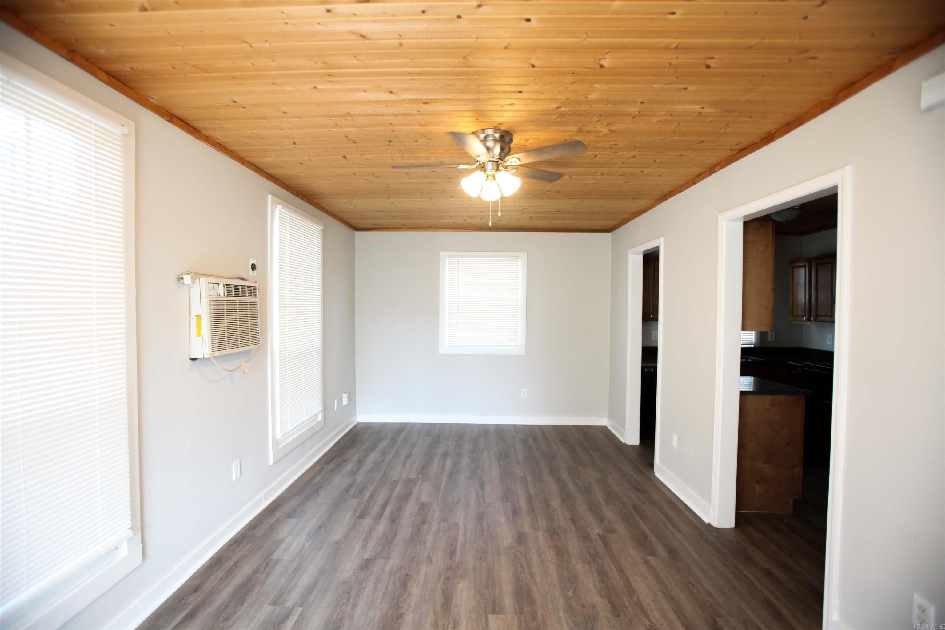 Missouri Pacific - Residential Lease