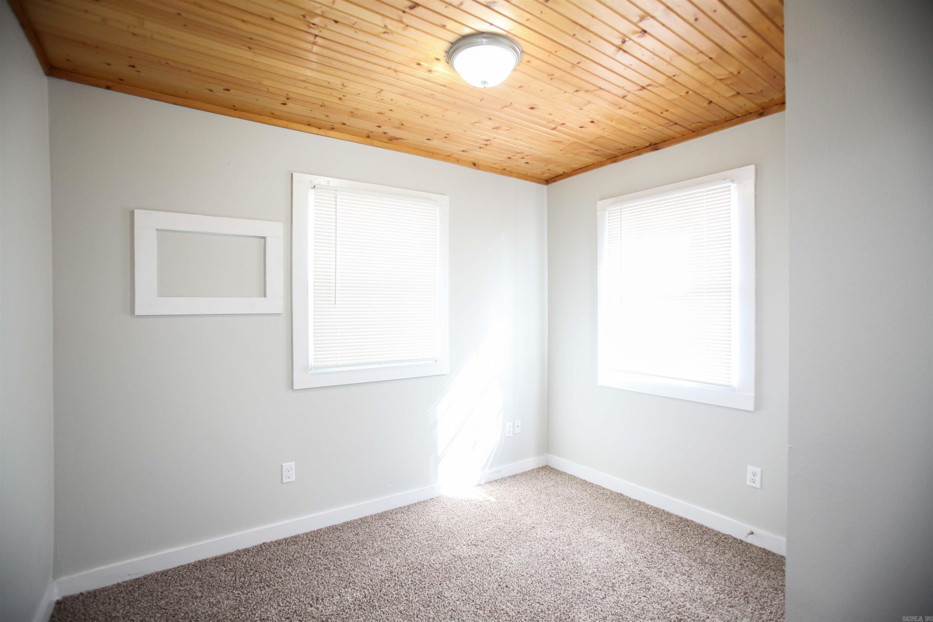 Missouri Pacific - Residential Lease