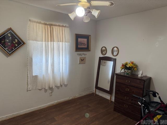 East Airport 1st - Residential