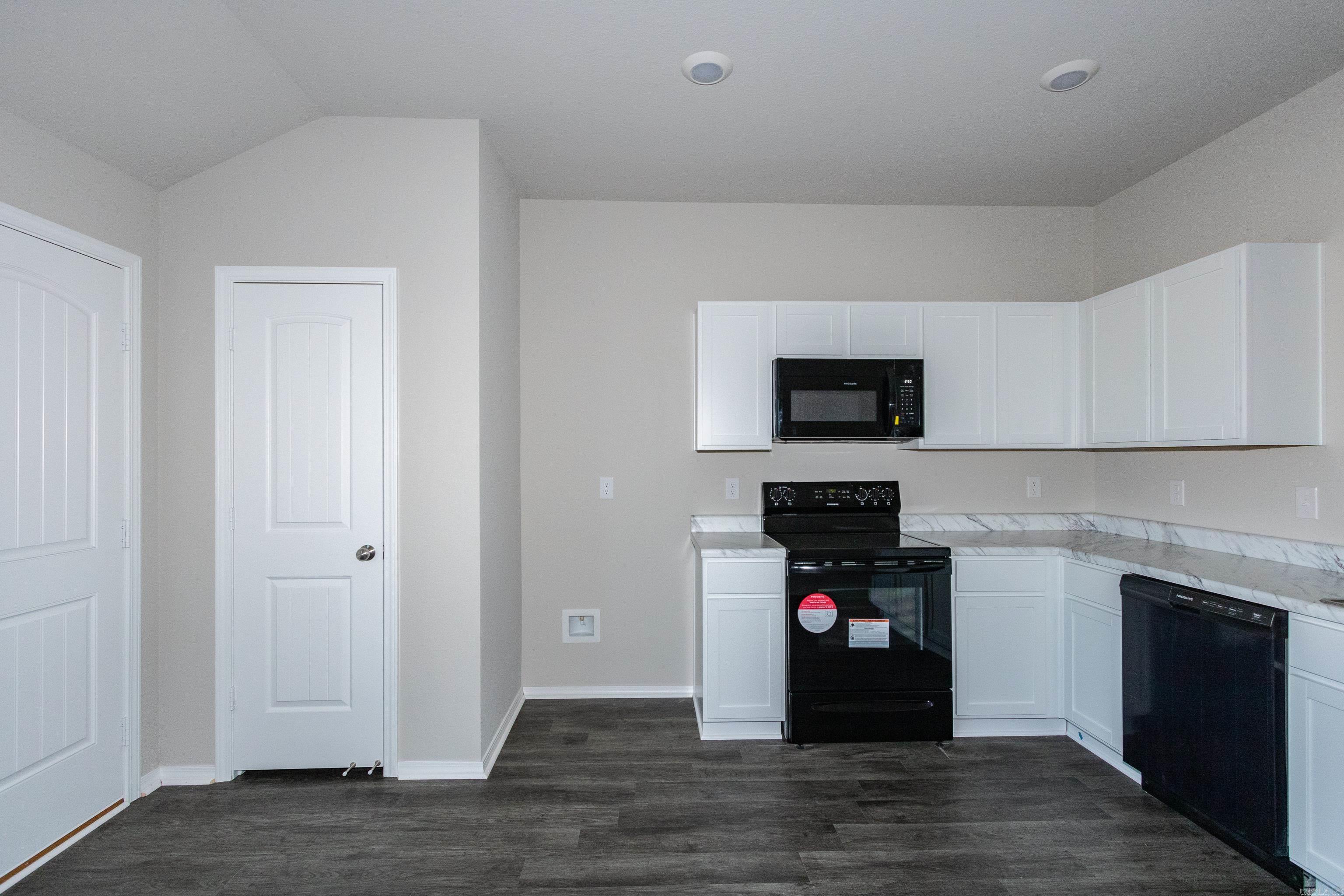 STAGECOACH MEADOWS - Residential