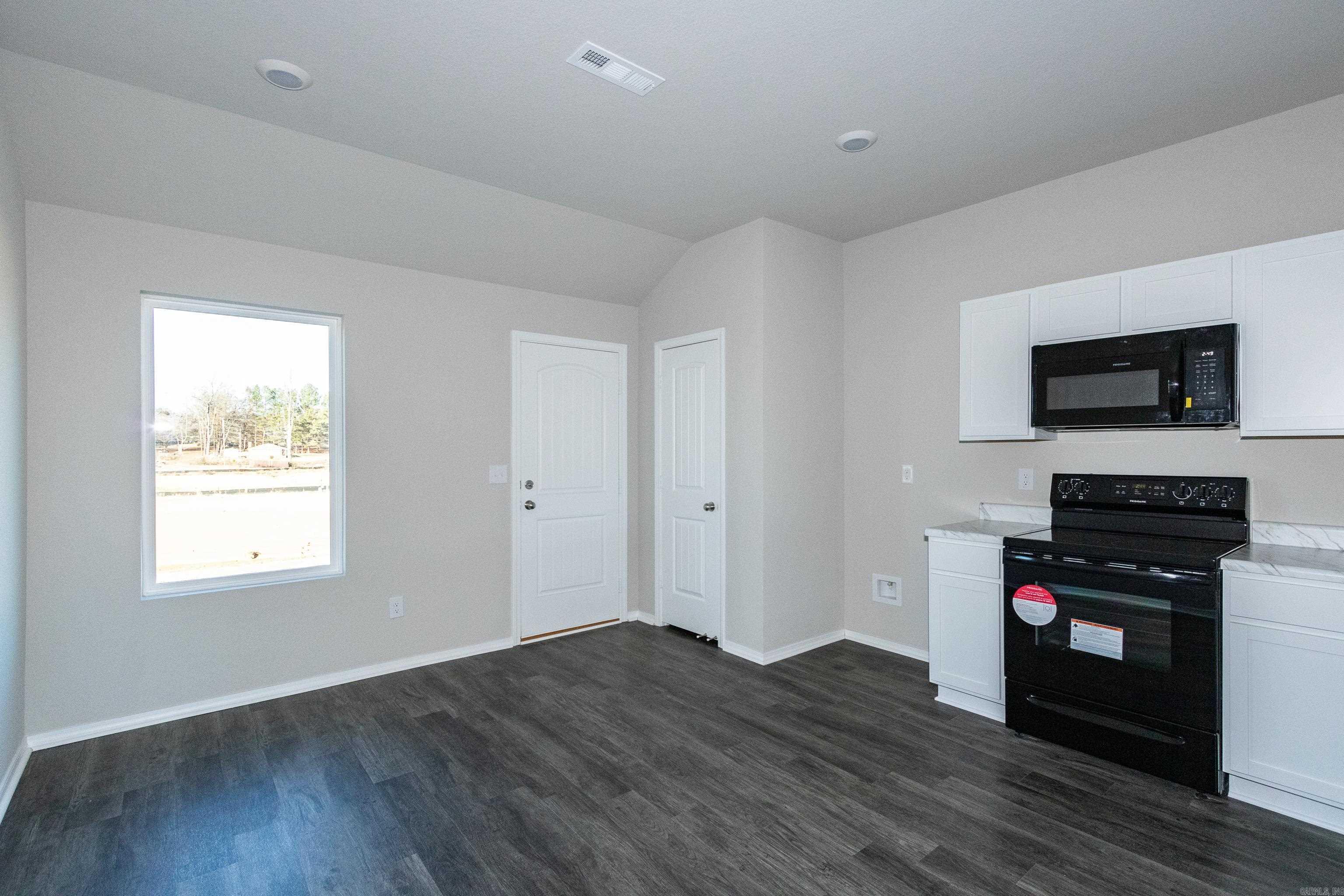 STAGECOACH MEADOWS - Residential