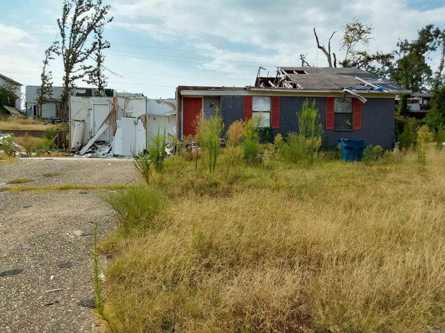 Great investment opportunity in Little Rock! There is awesome potential to redo this fantastic property! Current and similar units rent in this area for 1275.00 and up. Tornado damaged property. Great buy. Sold AS-IS!!! Use caution when viewing property. Agents see remarks.