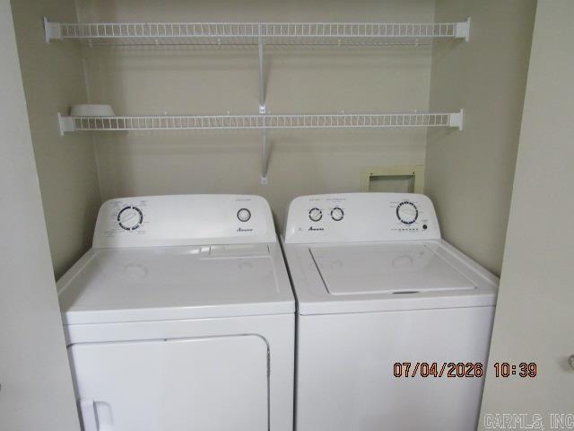 Country Club Manor - Residential Lease