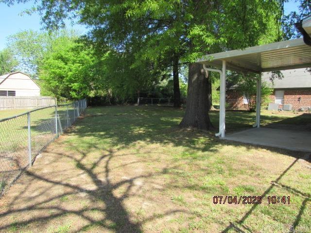 Country Club Manor - Residential Lease