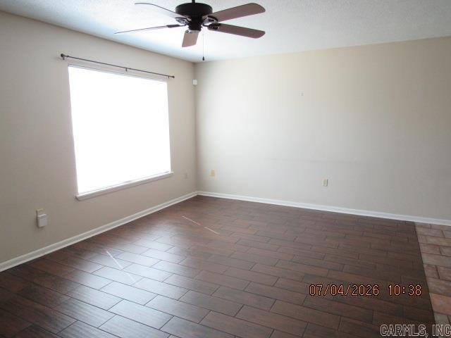 Country Club Manor - Residential Lease