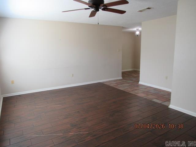 Country Club Manor - Residential Lease