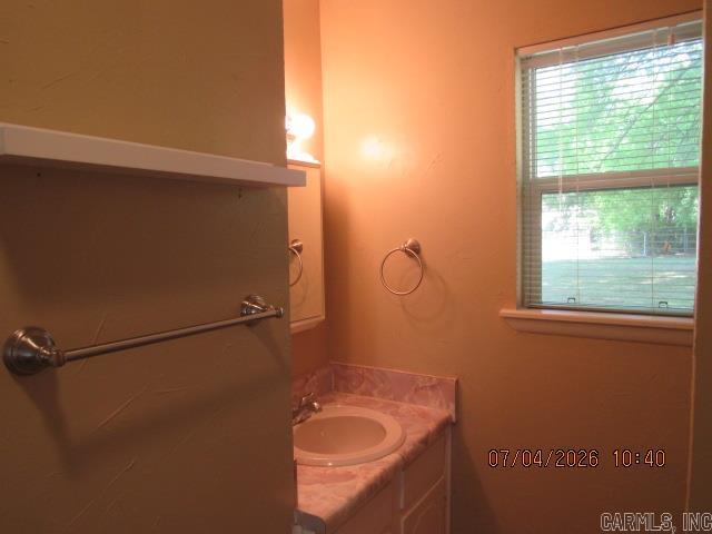 Country Club Manor - Residential Lease