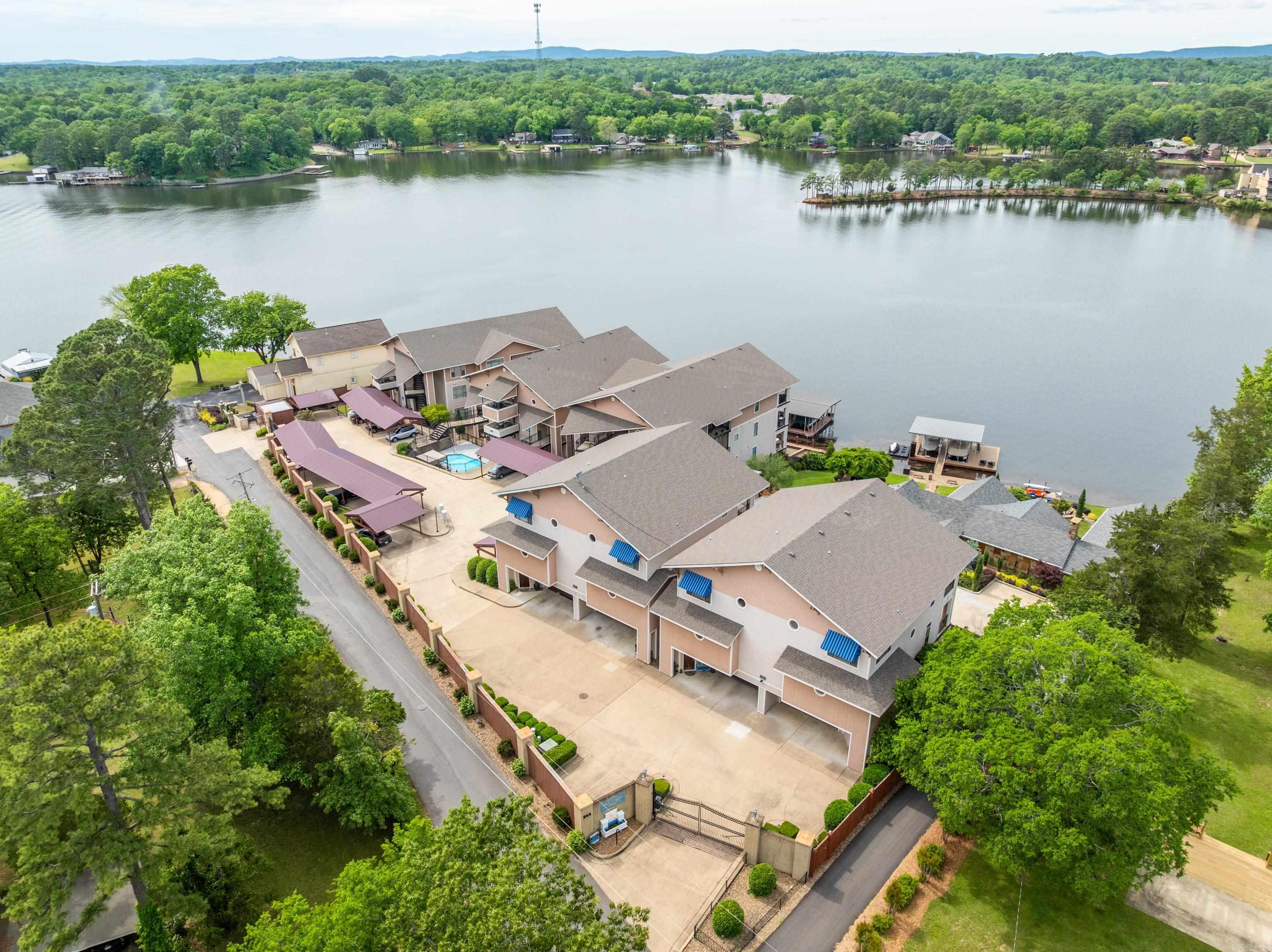 BEL LAGO HPR - Residential
