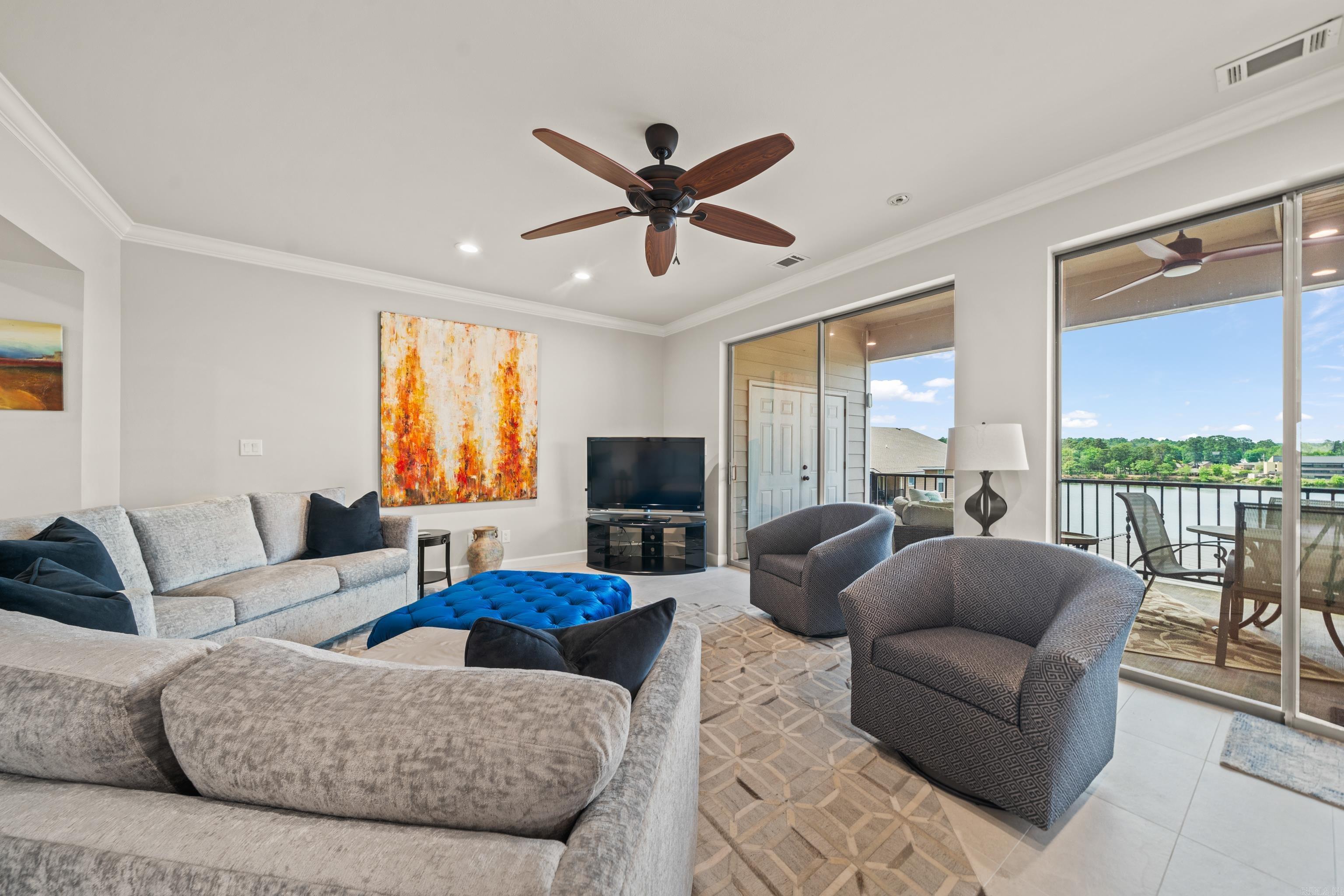 BEL LAGO HPR - Residential