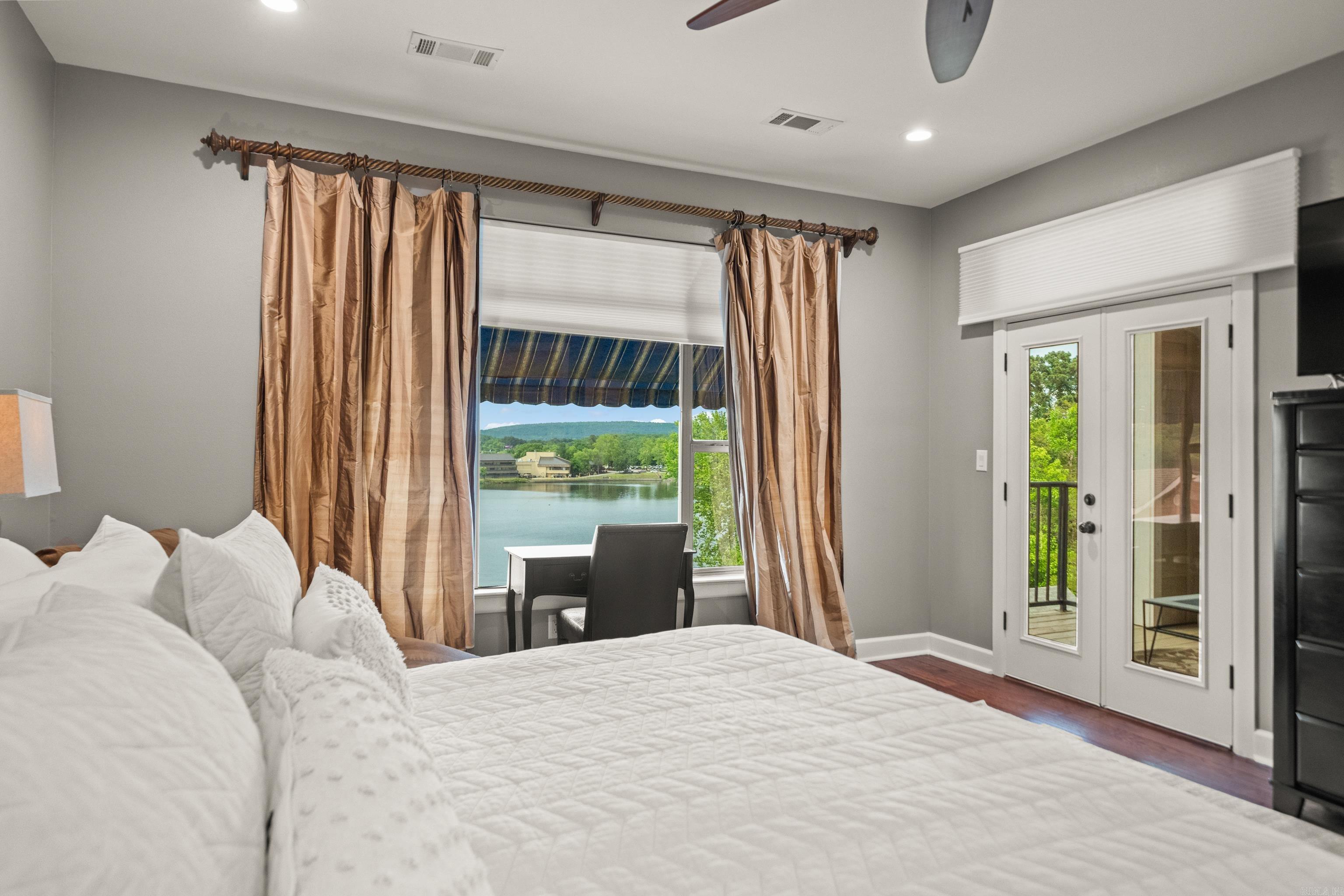 BEL LAGO HPR - Residential