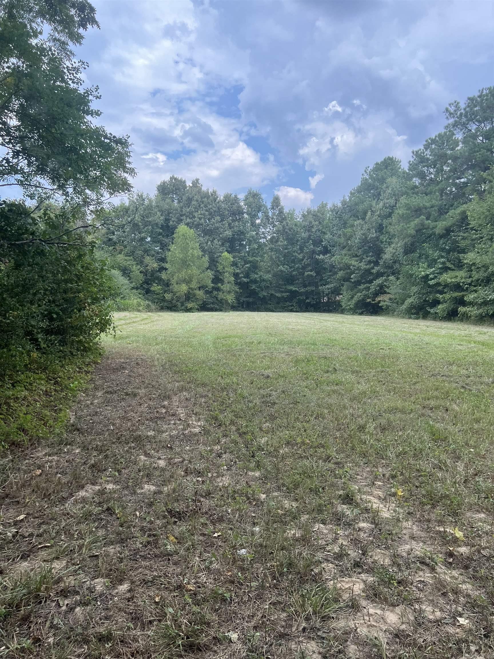 SOLD AS A PACKAGE DEAL ALSO A 3 BEDROOM 1 BATH HOME INCLUDED 616 JENKINS DRIVE AND 618 JENKINS DRIVE 2 BEDROOM 1 BATH TOTAL OF 2.2 ACRES OF LAND INCLUDED ALL TOGETHER. INVESTORS SPECIAL GREAT FOR SPACE TO BUILD OR ADD MOBILE HOMES AS WELL. BRING ALL OFFERS!!!!!