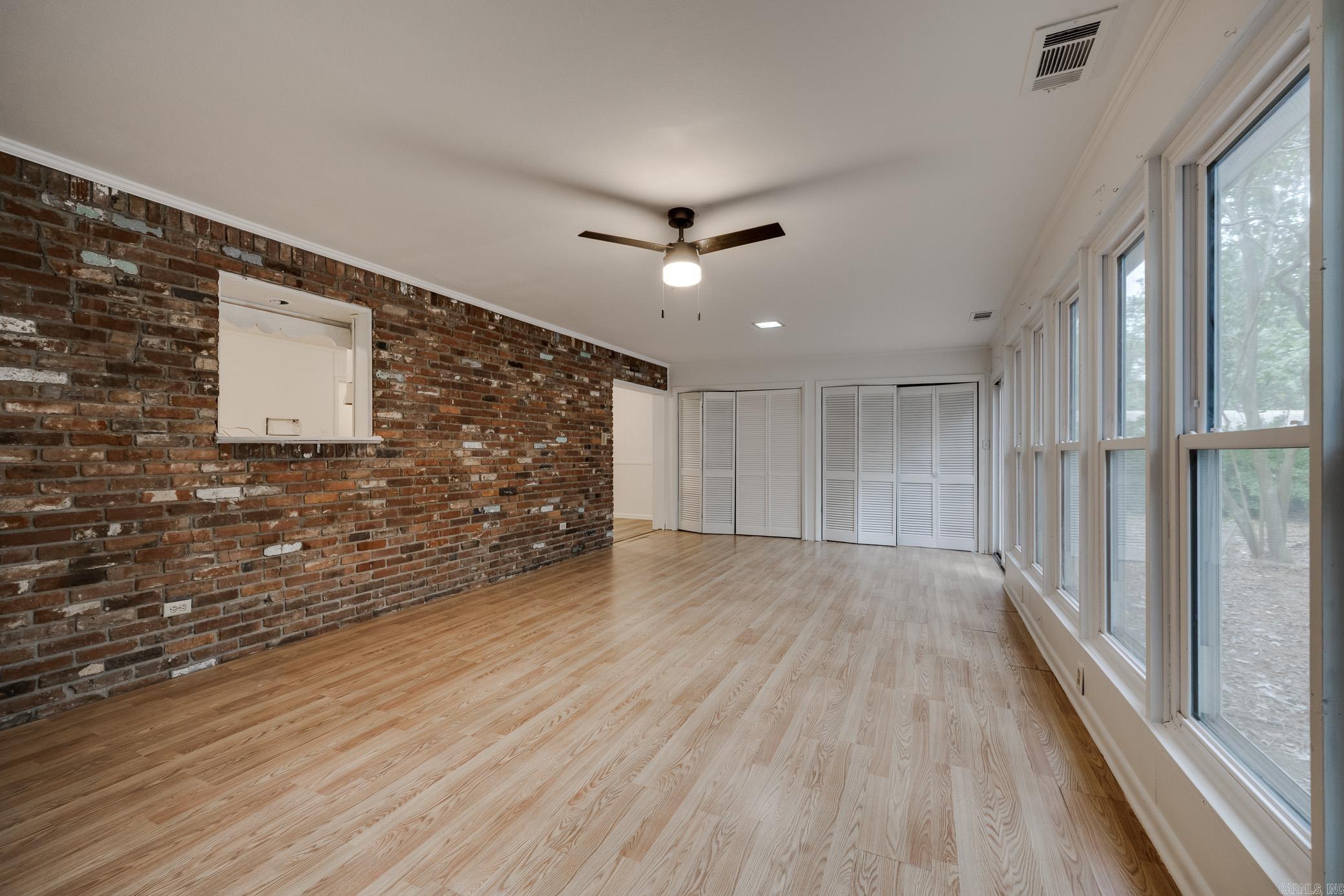 WINDAMERE - Residential