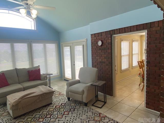 SOUTHRIDGE - Residential