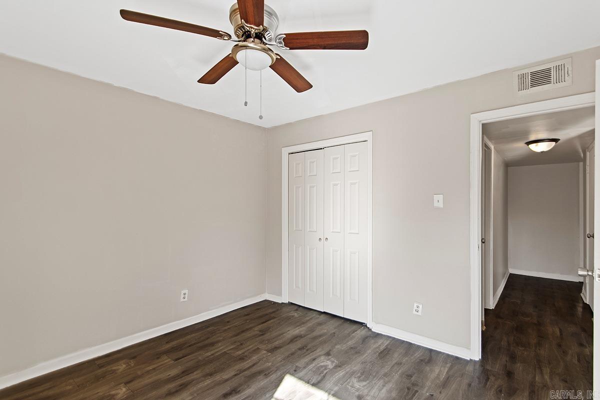 WINDSOR GARDENS CONDOMINIUMS - Residential