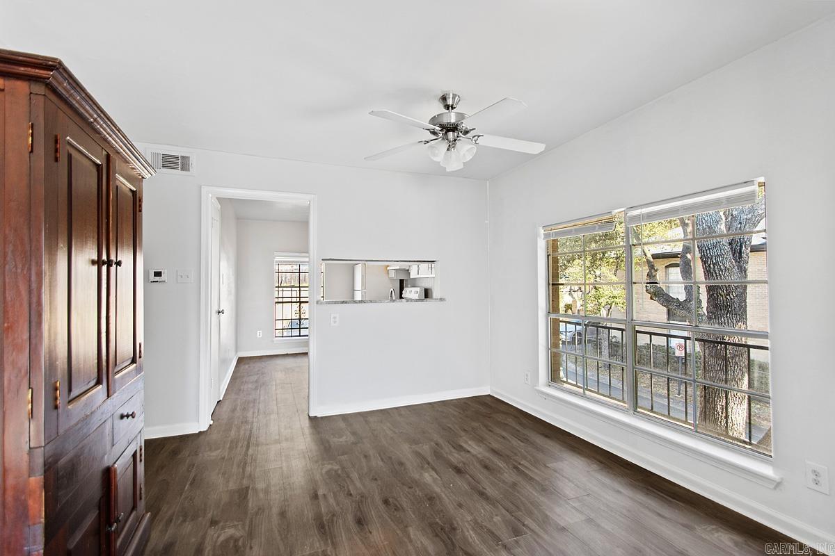 WINDSOR GARDENS CONDOMINIUMS - Residential