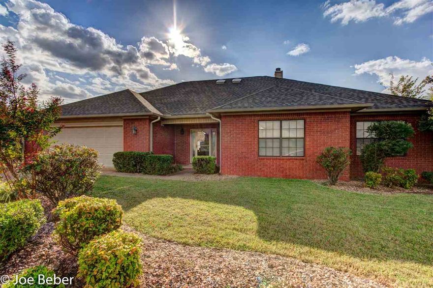 This beautiful 3 bedroom 2 bath home located in the Deer Valley Subdivision offers an open floor plan, large walk in closets, a great sunroom, large laundry room and a new roof! Just minutes from town you will want to take a look at this one today.